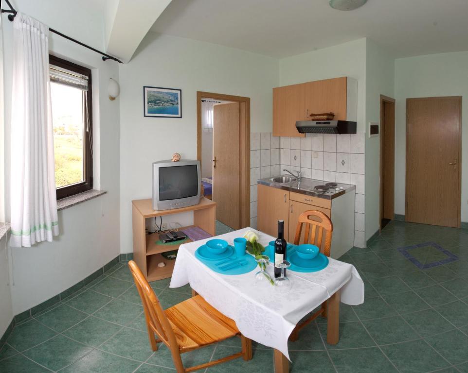 Apartments Cetina Split Room photo